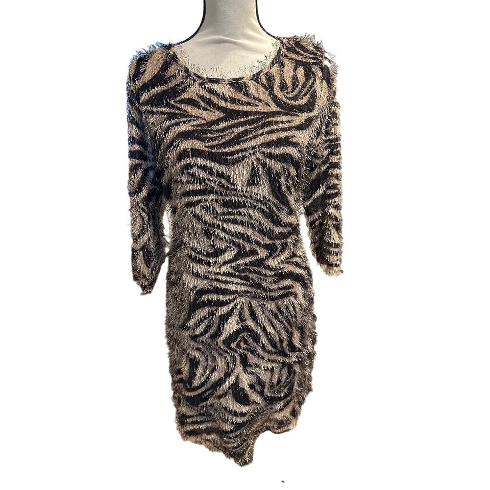 Womens Adore. Eyelash Dress. Size Medium. NWT!
